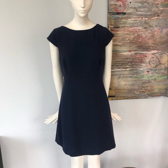 Theory Dresses & Skirts - 🆕 NWT THEORY DRESS SIZE 6